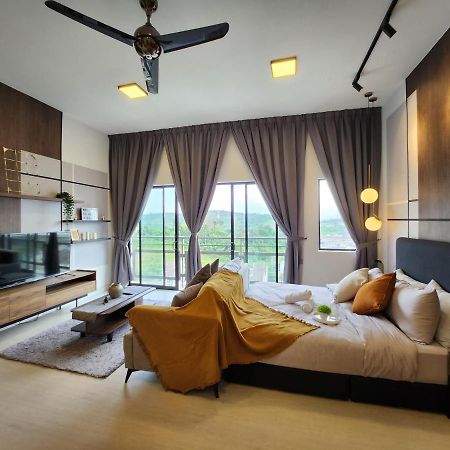 Taman Equine Comfy Studio#Greenery View#4 Pax#Aeon Mall Seri Kembangan Exterior foto