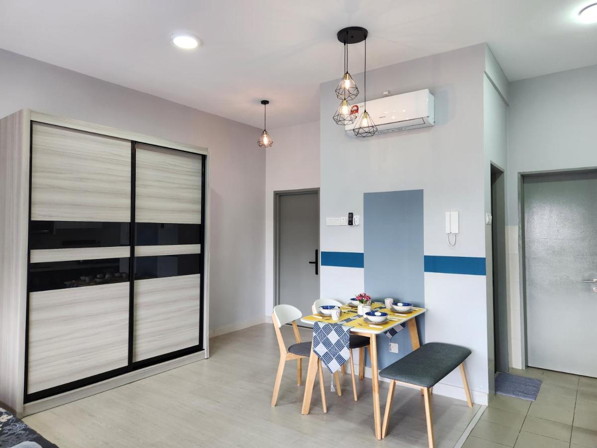 Taman Equine Comfy Studio#Greenery View#4 Pax#Aeon Mall Seri Kembangan Exterior foto