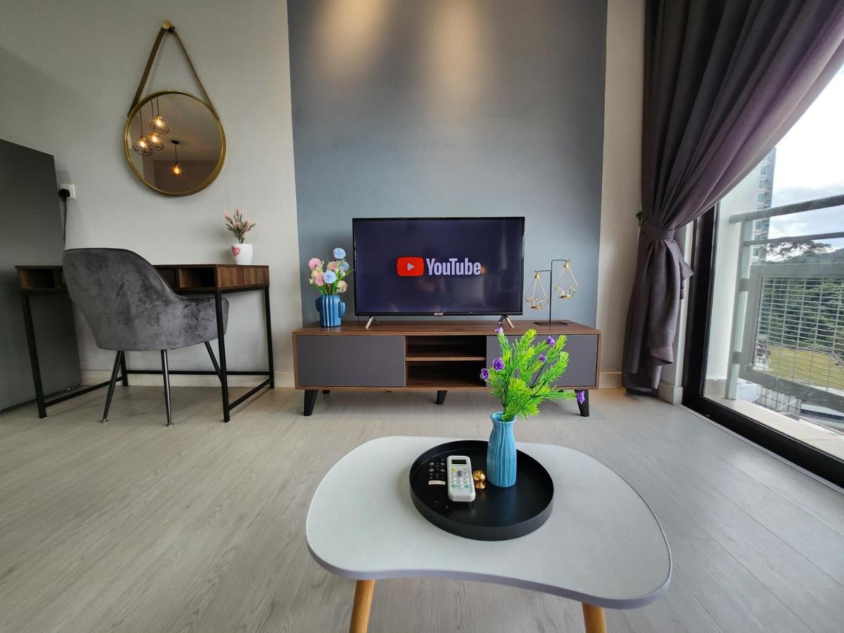 Taman Equine Comfy Studio#Greenery View#4 Pax#Aeon Mall Seri Kembangan Exterior foto