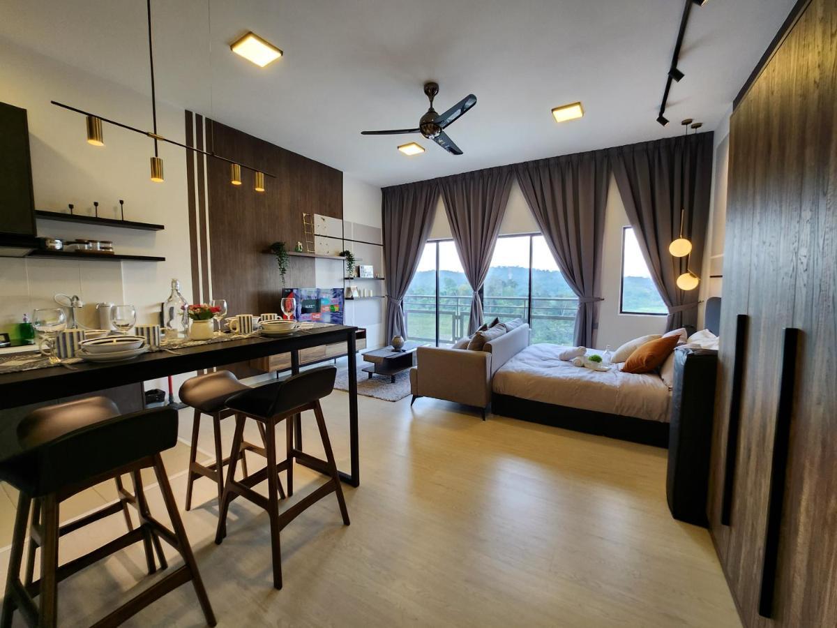 Taman Equine Comfy Studio#Greenery View#4 Pax#Aeon Mall Seri Kembangan Exterior foto